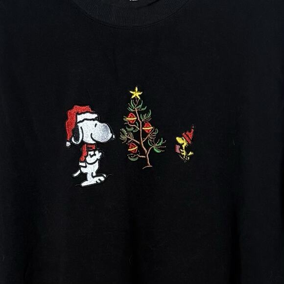 Snoopy and Woodstock Peanuts Embroidered Black Christmas Sweatshirt XL, NWOT - Picture 3 of 8